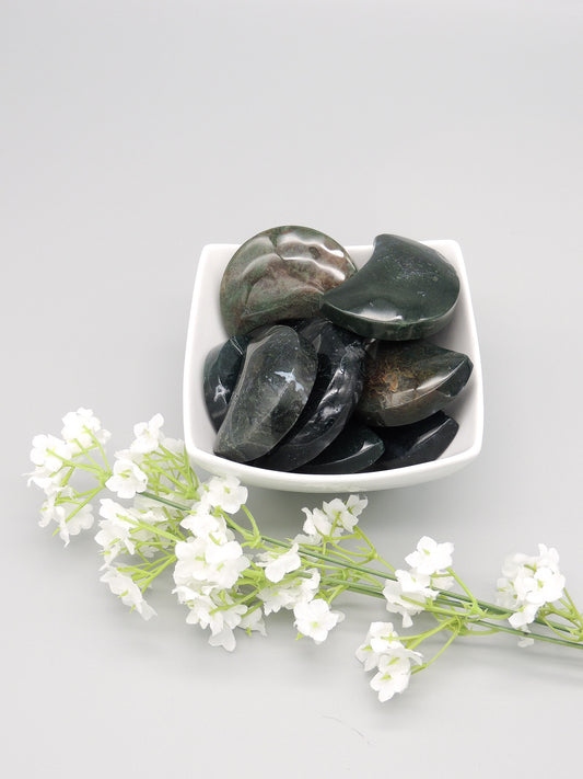 Moss Agate Moon Carvings - themoonclub.shop