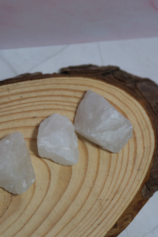 Clear Quartz Rough Chunks - themoonclub.shop