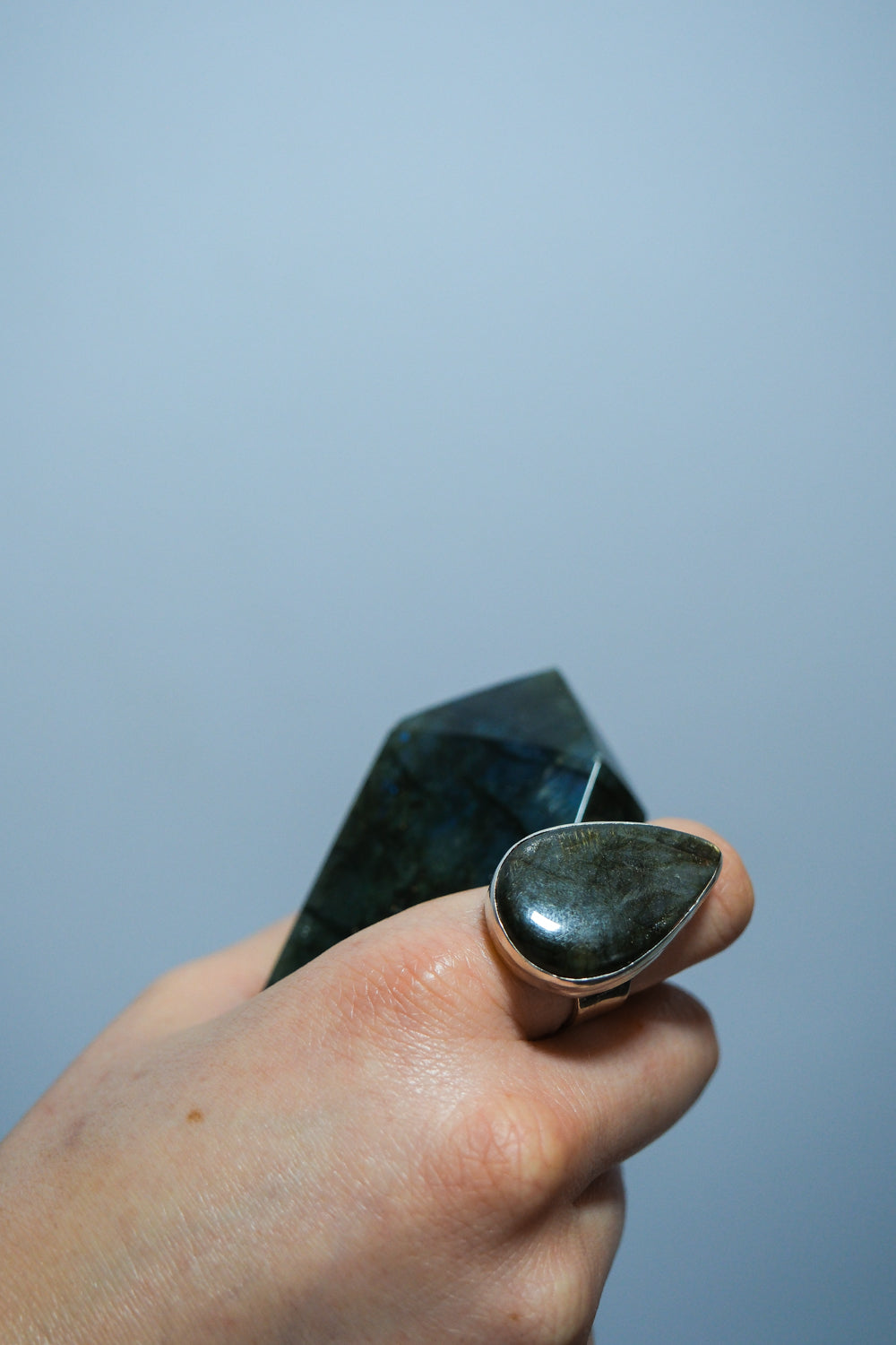 Labradorite Ring - themoonclub.shop