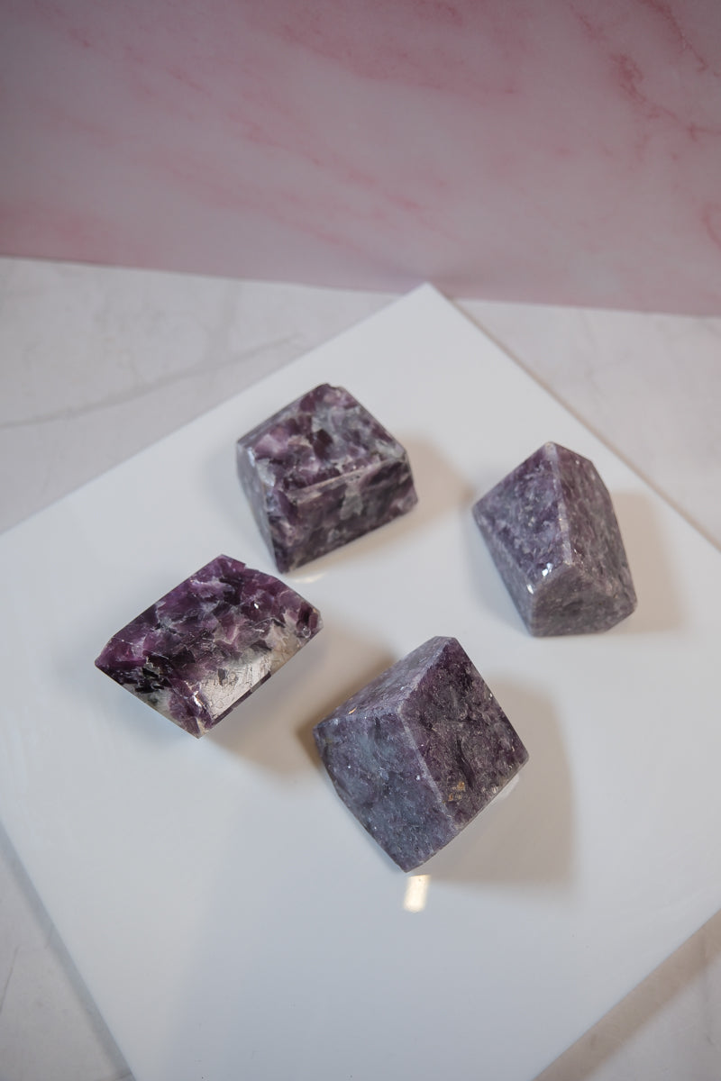 Amethyst Freeforms - themoonclub.shop