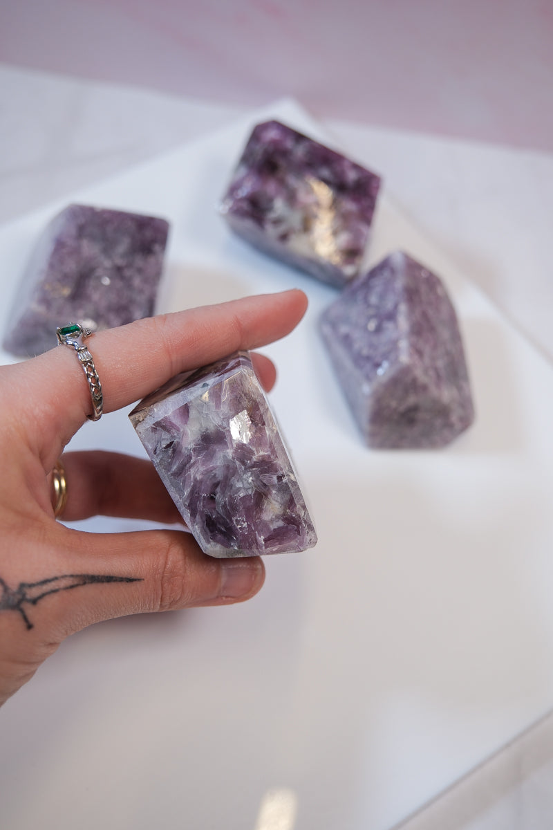 Amethyst Freeforms - themoonclub.shop