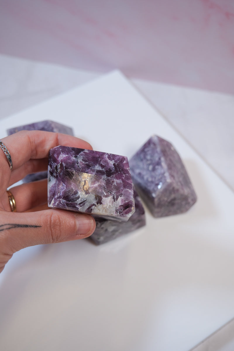 Amethyst Freeforms - themoonclub.shop