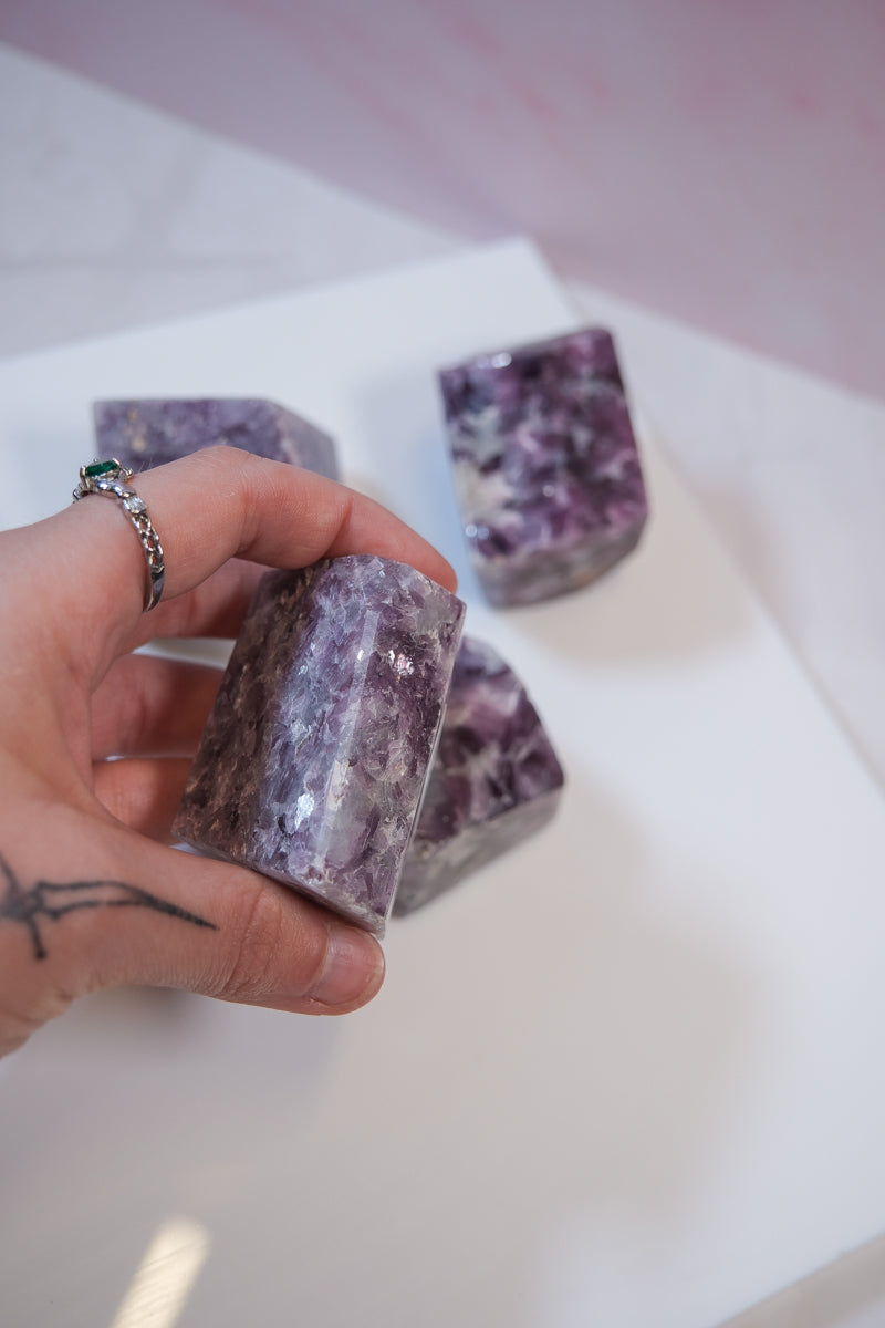 Amethyst Freeforms - themoonclub.shop